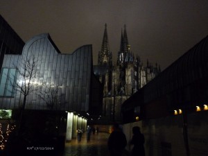 2014-12-17-KoelnHohenzollernDom4