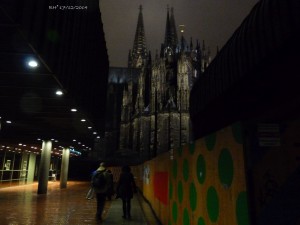 2014-12-17-KoelnHohenzollernDom5